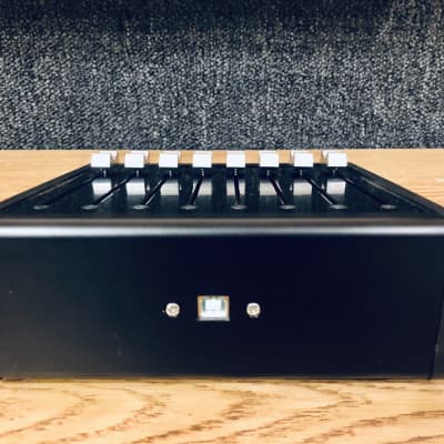 Midi - Fader Ctrl - 8-Fader Controller 2019 Black image 3