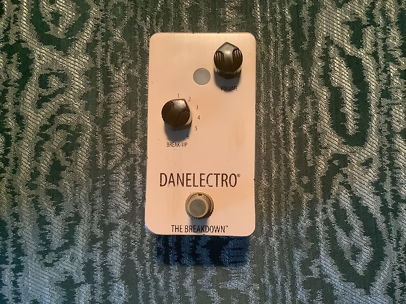 Danelectro The Breakdown