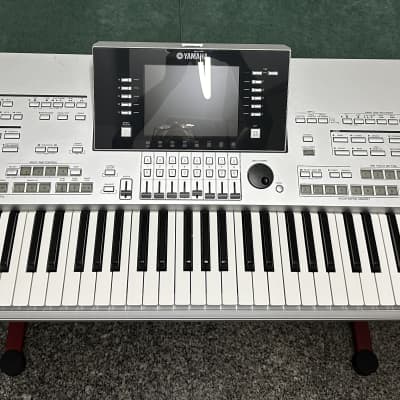 Yamaha Tyros 3 arranger | Kit TRS-MS02 | stand L7S