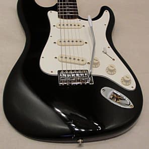 1986 Hondo H 76 Strat Style Electric Guitar Made in Korea w case