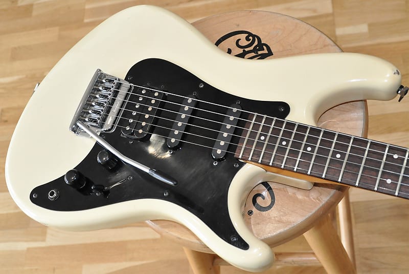 1987 Ibanez RG140 Roadstar II White - Stratocaster Type - Made in