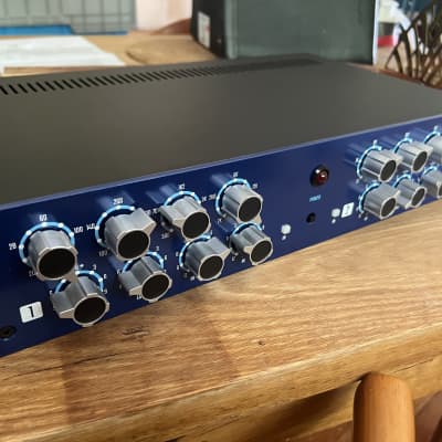 API Select SR24 2-Channel 4-Band Equalizer 2021 - Present - Blue image 1