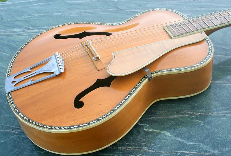AKO様参照用　KISO SUZUKI スズキ　バイオリン　No.8 1/4 Suzuki Model NO. 8 Archtop Guitar by Kiso Suzuki Violin Late
