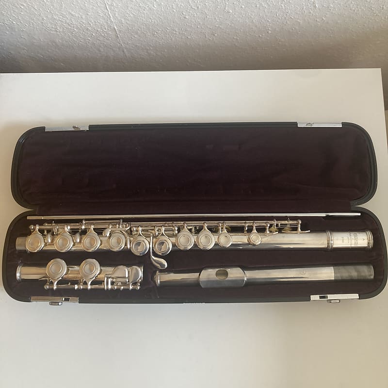 Yamaha YFL-211 Student Flute | Reverb Canada