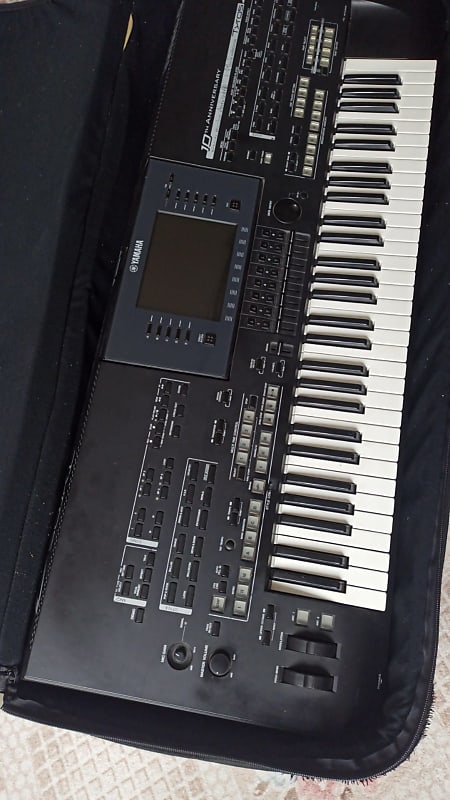 Yamaha Tyros4 61-Key Arranger Workstation Keyboard  10th Anniversary Version Black image 1