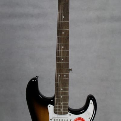Fender Squier Bullet Stratocaster Hard Tail Brown Sunburst image 3