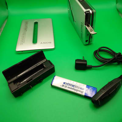 Fully serviced Sony WM-EX677 with accessories and clear case