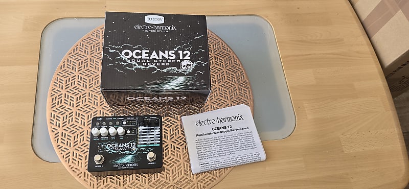 Electro-Harmonix Oceans 12