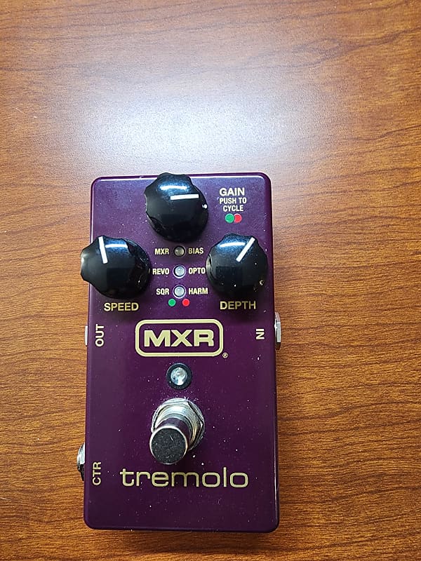 MXR M305 Tremolo