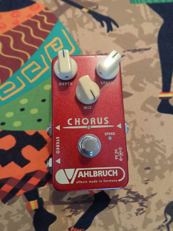 海外ファッションブランド通販サイト【公式】 Chorus Vahlbruch | Canada Reverb ギター