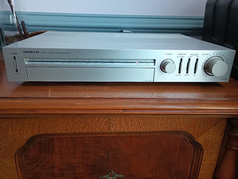 Onkyo TX20 amplifier in very good condition - 1980&#039;s  			