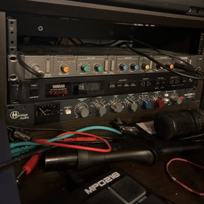 Yamaha TX81Z Rackmount FM Tone Generator 1987 - 1988 - Black
