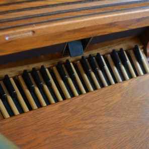 Hammond 935 Classic Church Organ Medium Brown Oak image 15