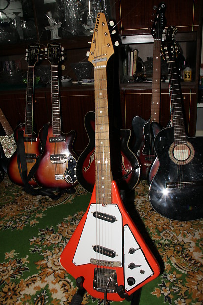 Jolana STAR IX 60s shortscale USSR Russian AXE Electric Guitar VINTAGE RARE image 1