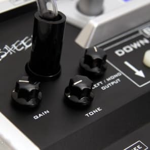 Rocktron Utopia G200B Multi-effects with Banshee Talk Box | Reverb