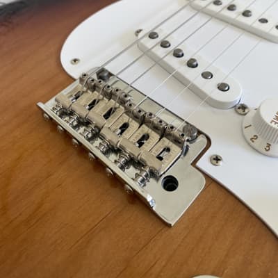 Fender Classic Player '50s Stratocaster Sunburst image 7