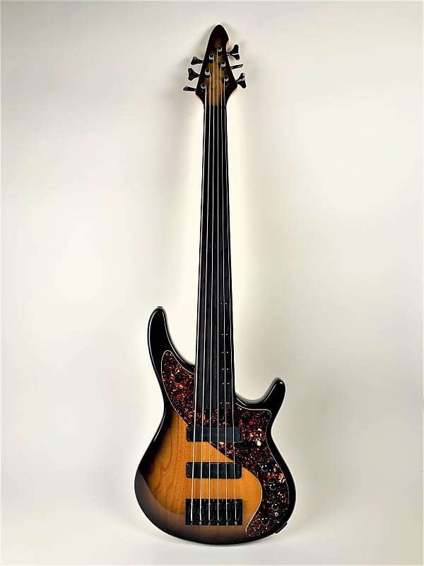 Aria Pro Ⅱ AVB Steve Bailey 6弦 Aria Custom Shop or Aria Pro II Avante AVB-SB Steve Bailey
