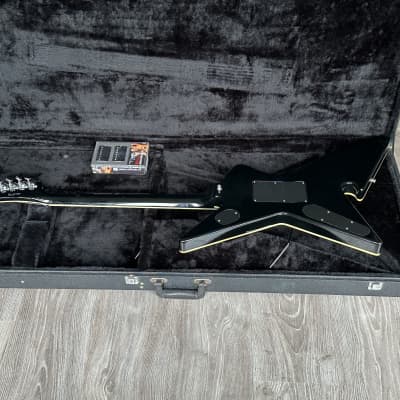 Washburn Dimebag Culprit Black CP-2003 | Reverb Canada