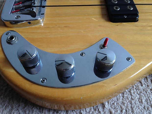 G&L USA L-1000 Fretless 1981 Natural with hardcase | Reverb