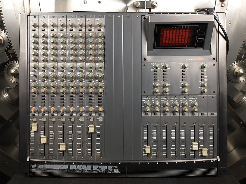 (訳あり商品)Fostex 812 アナログミキサー 812 - Fostex 812 - Audiofanzine