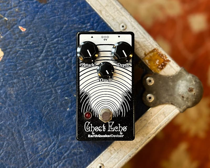 EarthQuaker Devices Ghost Echo