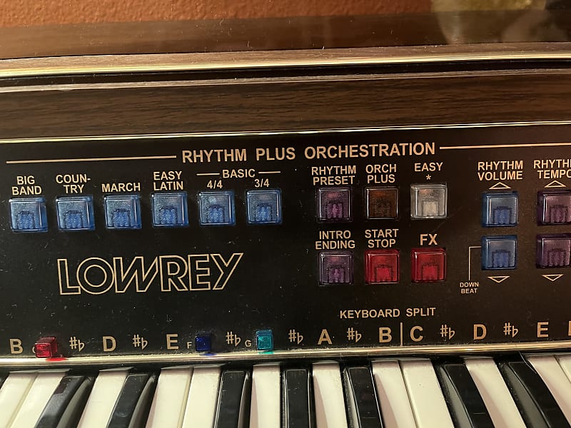 Lowrey Adventurer II popular 1970s Dark Wood