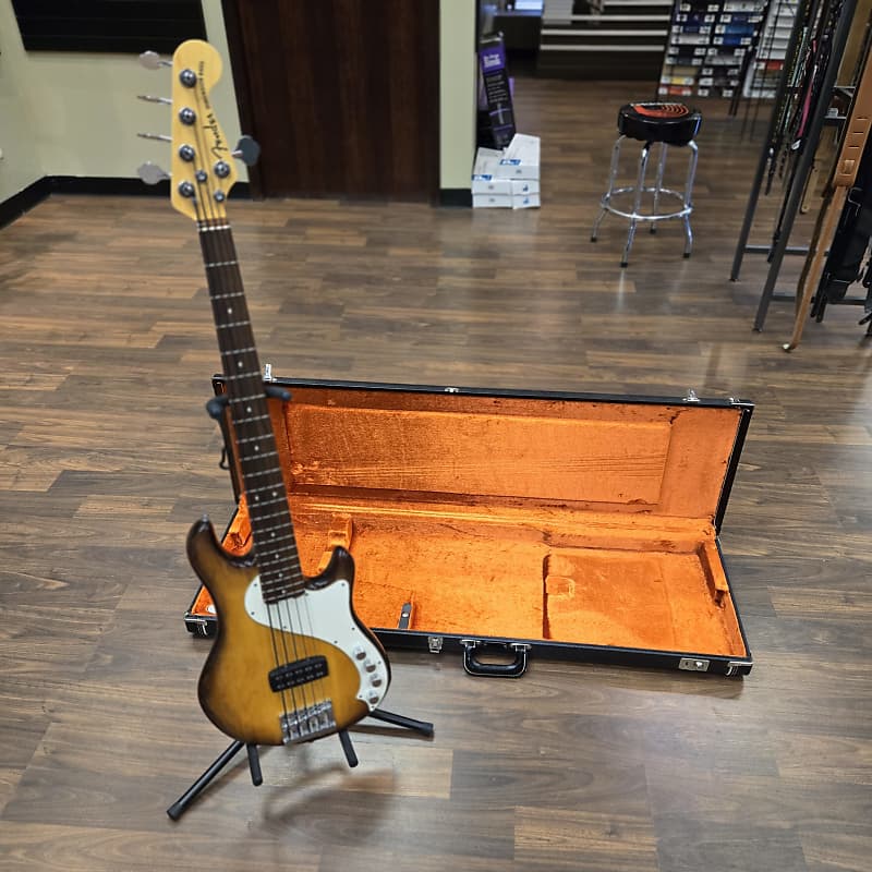 【レア5連ペグ】Fender Deluxe Dimension Bass V Fender Deluxe Dimension Bass V - Black | Long & McQuade