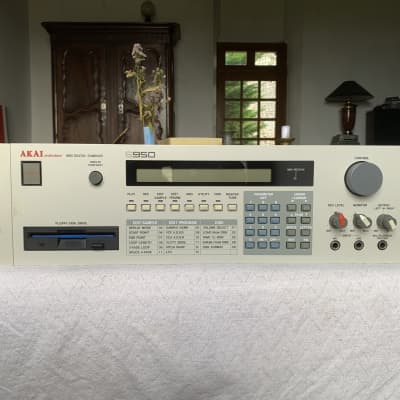 Akai S950 - MAX RAM 1536 Kwords