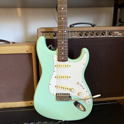 Fender Japan Stratocaster ST62-115 WAL Walnut Electric