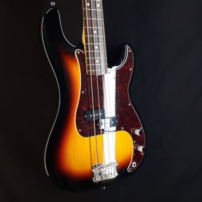Fender Precision Bass Traditional 60s 2022 - Sunburst image 4