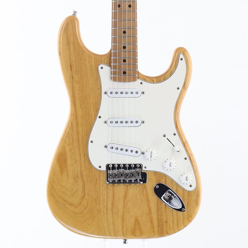 Fender Mexico 70’s Stratocaster Electric Guitar Fender Mexico Classic 70s Stratocaster 2006
