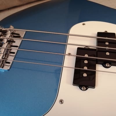 Fender Precision Bass メタリックブルー　MEXICO Fender Precision Bass メタリックブルー MEXICO 楽器・機材