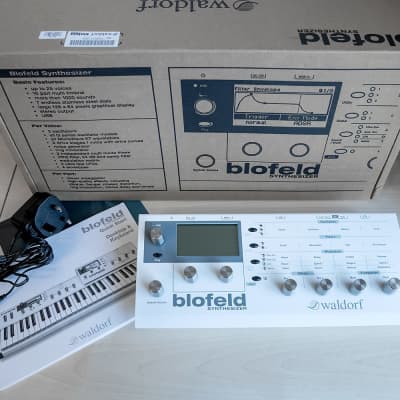 Waldorf Blofeld Desktop Synthesizer (white) + SL License, mint, boxed