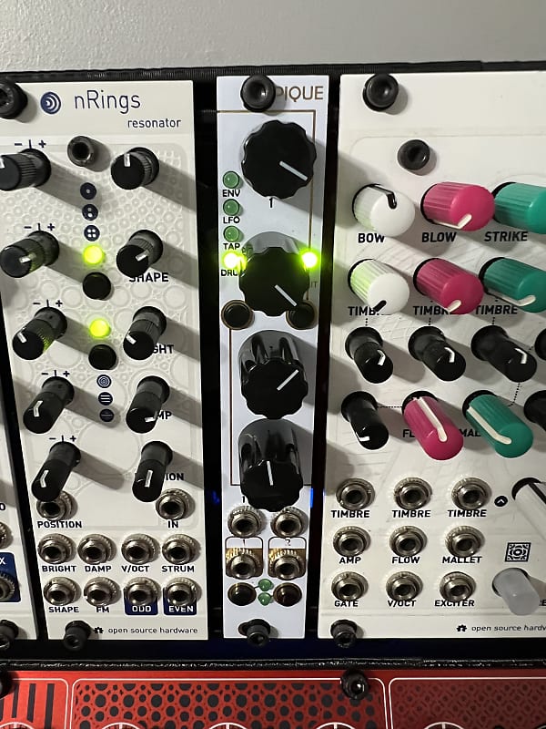 Mutable Instruments Peaks