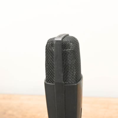Sennheiser MD 421-II Cardioid Dynamic Microphone CG01H8Y image 6