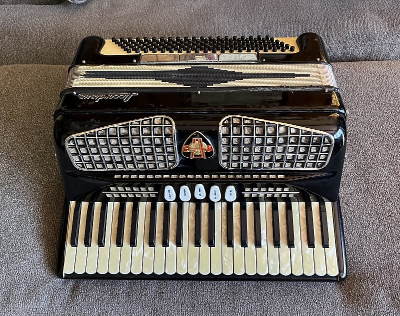 Excelsior Accordiana Accordion, Model 308