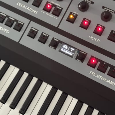 Oberheim OB-X8 61-Key 8-Voice Synthesizer w Extras!!
