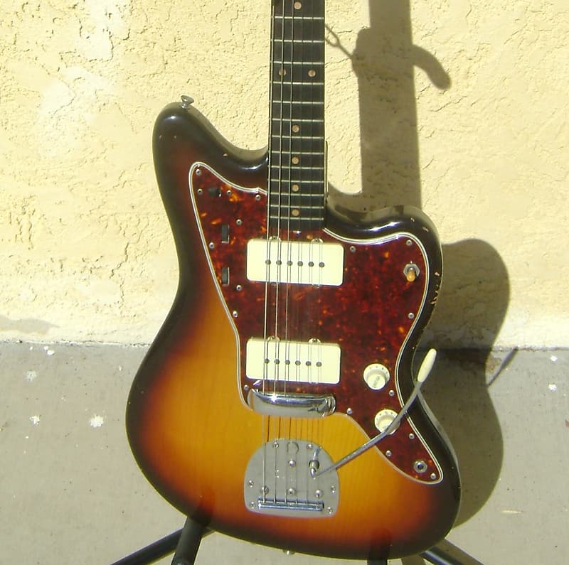 Fender Jazzmaster 1959 Sunburst Tortoise Shell Pickguard image 1