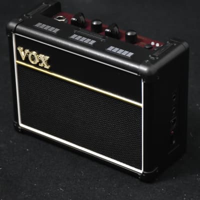 Mini guitar deals amp with reverb