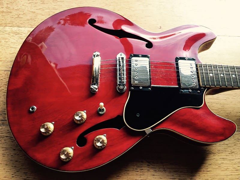 Yamaha Vintage 1970's Japanese SA700 Super Axe ES335