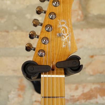 JET GUITARS JS300 SB - Stratocaster Roasted Maple Neck - Sunburst image 8
