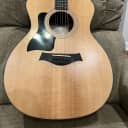 Taylor 114e Walnut with ES2 Electronics Left-Handed 2017 - 2018 - Natural