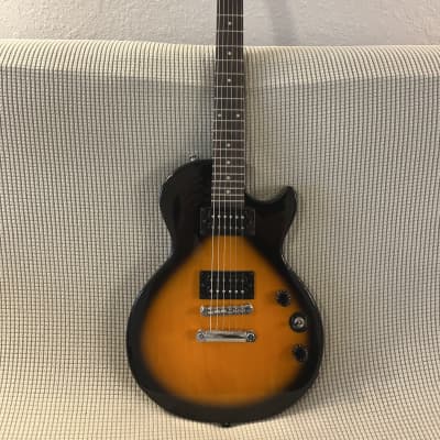 Epiphone Les Paul Special II サンバースト Amazon.co.jp: Epiphone Slash Les Paul、ヴァーミリオン