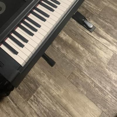 Yamaha DGX-670 88-Key Portable Grand Piano 2021 - Present - Black