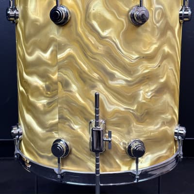 Camco 20/13/16" 1960's Oaklawn Era Drum Set - Gold Satin Flame image 9