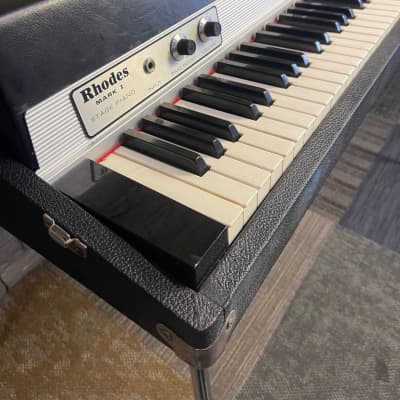 Fender Rhodes Mk I Stage 73  in Very Good Condition Local Pickup Only image 1