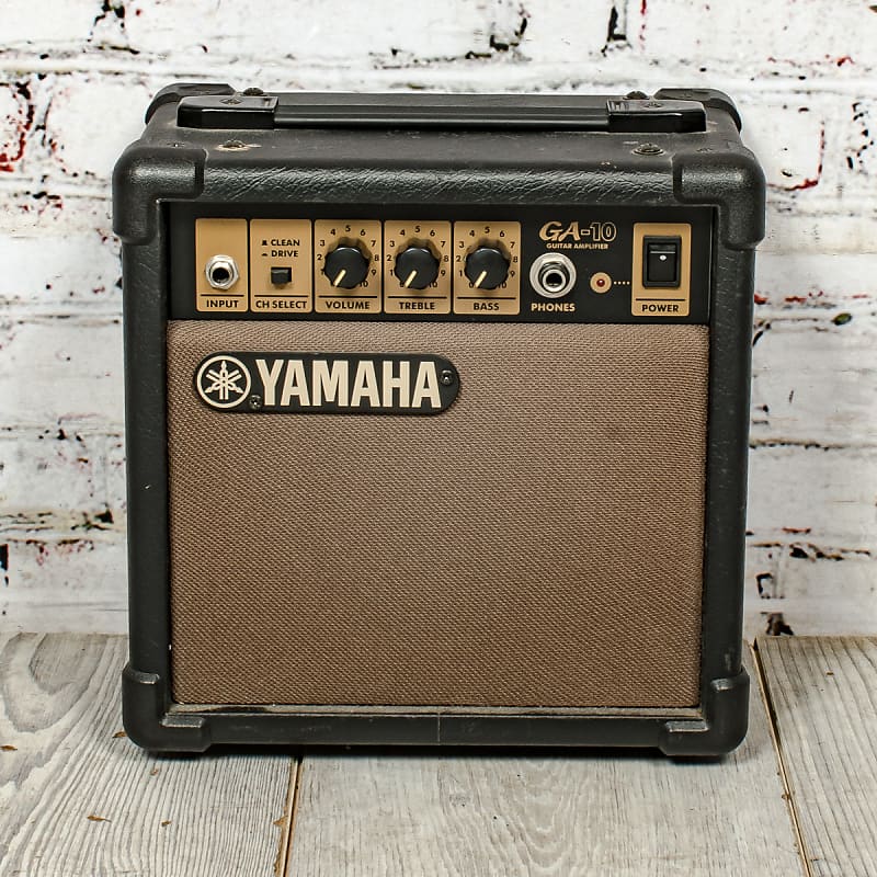 Yamaha 10 watt on sale guitar amp