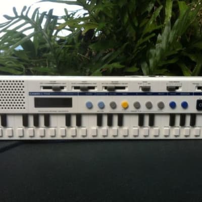 Casio VL-5 VL-TONE Synthesizer with MS-1 bar code reader
