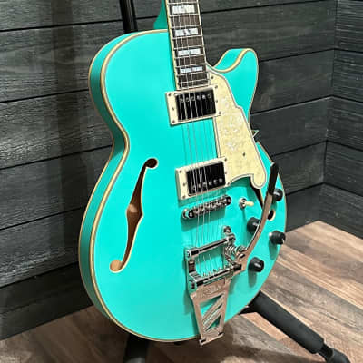 D'Angelico Deluxe SS LE Matte Surf Green Semi Hollow Body Electric Guitar Prototype image 2