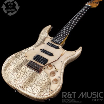 AXL Badwater SRO HSS Distressed Electric Guitar in Cracked AXL Badwater SRO HSS Distressed Electric Guitar in Cracked